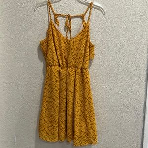 dna Couture Woman’s Mustard Color Dress, Size S